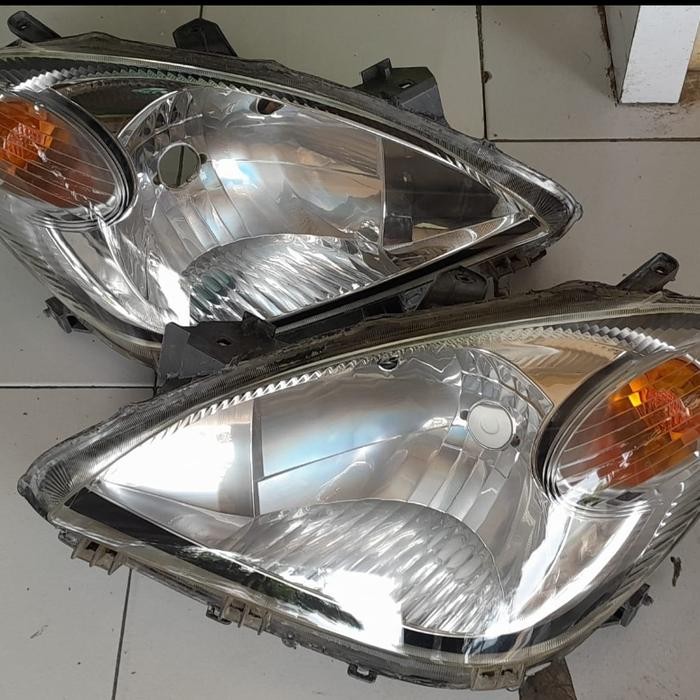 Headlamp Avanza/Xenia Vvti Original Copotan