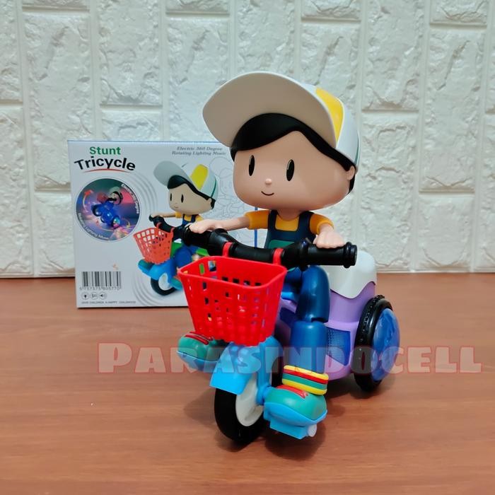 Mainan Stunt Tricycle Light Sound Rotating 360