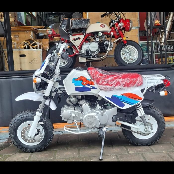 TERLARIS Unit Motor Monkey Baja putih READY STOCK