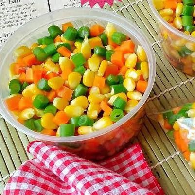 

LUXEHEALTH- Mix Vegetable 4 Way Frozen Sayuran Beku 1Kg