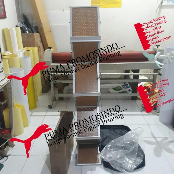 

Rak Brosur Polywood Abu-Abu Original