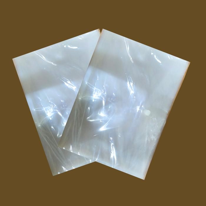 

Pilihan- 1 Pak / 12 Pcs Map Plastik Kancing