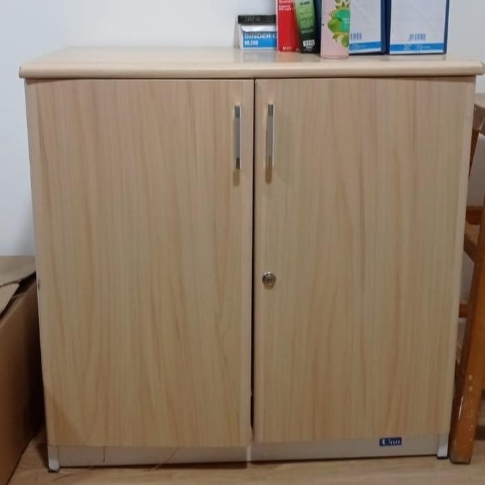

Lemari Arsip Pendek Uno Ust 7460