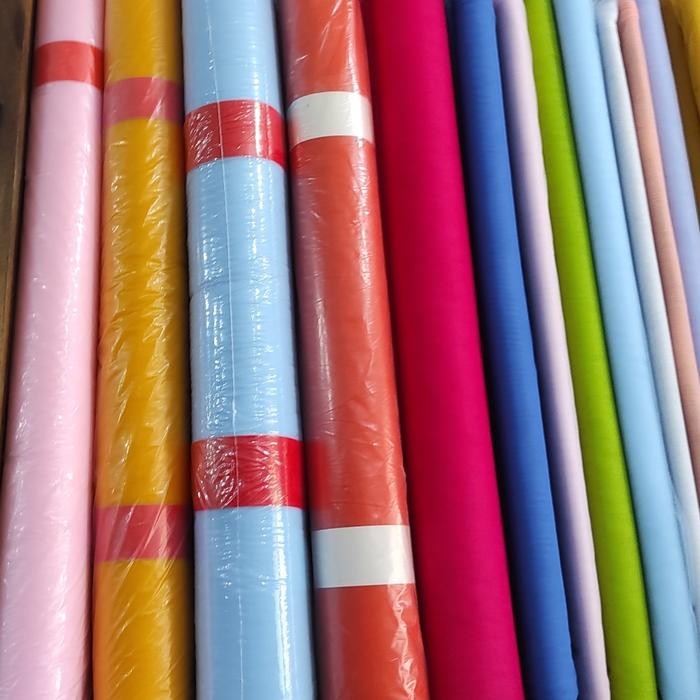 

KAIN TILE POLOS BIDANG 1,15 M HARGA PER SATU PCS KODE 1375