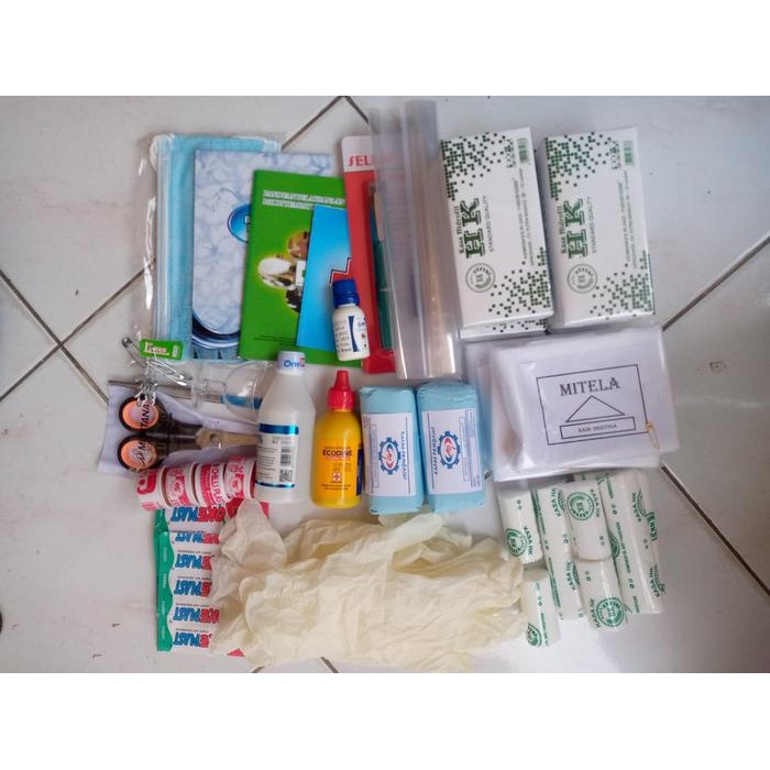KOTAK OBAT P3K DINDING + ISI TYPE B BOX P3K