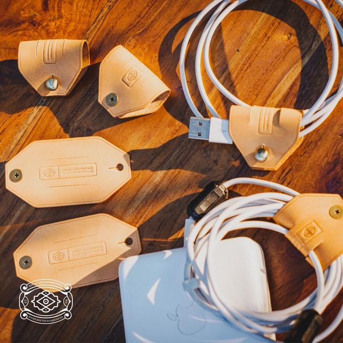

TERBARU! Pengikat Kabel Vegtan Leather Cable Cord Wraps SOCA LEATHERWORKS