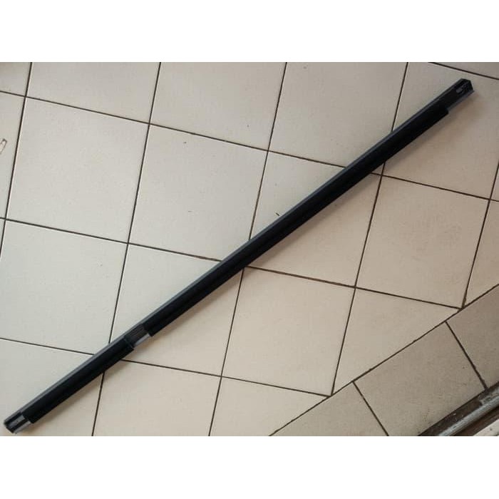 Weatherstrip Out/Pelipit Kaca/List Kaca Luar Suzuki Apv Belakang R/L
