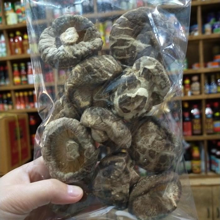

PREMIUM Jamur Hioko Kering/ Dried Shitake Mushroom grade A ukuran BESAR 100gr