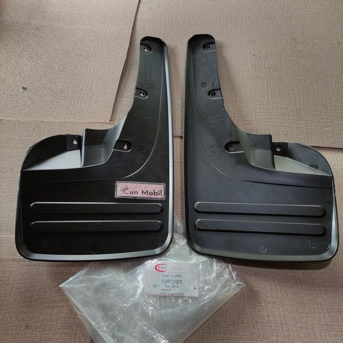Mud guard karpet lumpur Fortuner VNT 2012-2015 sebelum type VRZ
