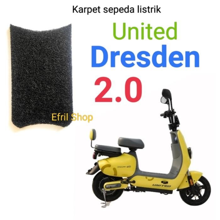 Karpet sepeda lirik United Dresden 2.0 karpet
