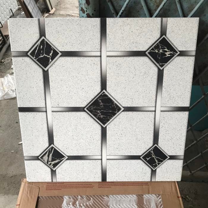 Keramik 40x40 motif hexagon/ keramik garasi/ keramik kamar mandi