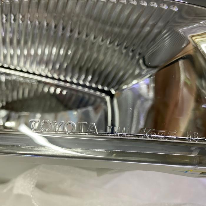 lampu foglamp-lampu kabut kijang efi-krista tahun 2003-2004 original