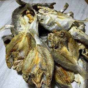 

BULAMA KEPALA BATU ASIN – Ikan Kering Tradisional, Cocok Buat Lauk