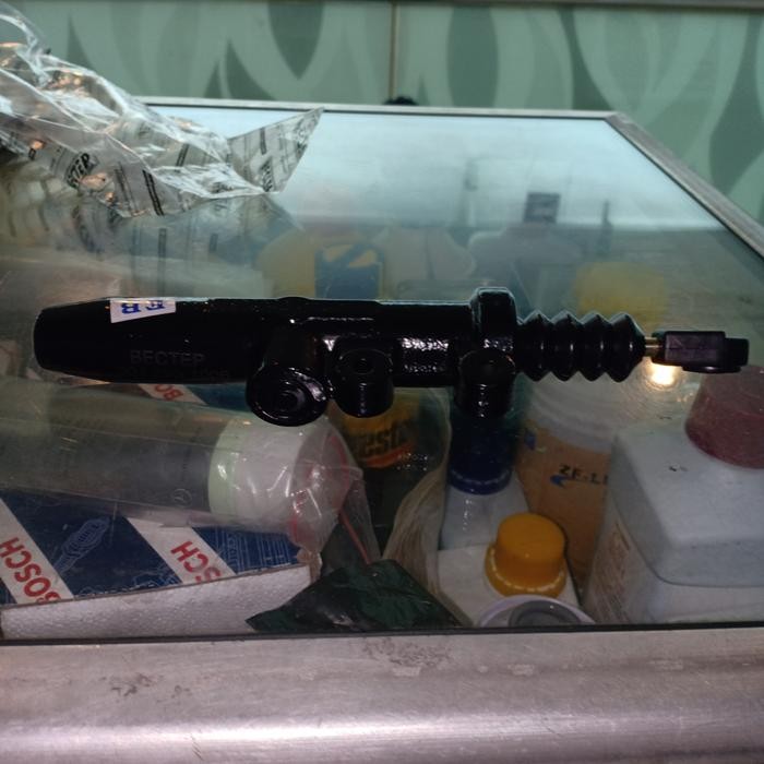 master kopling atas mercy w124