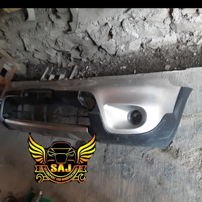 Bumper Depan Nissan Livina Xgear 2008/2011 Laik Pakai