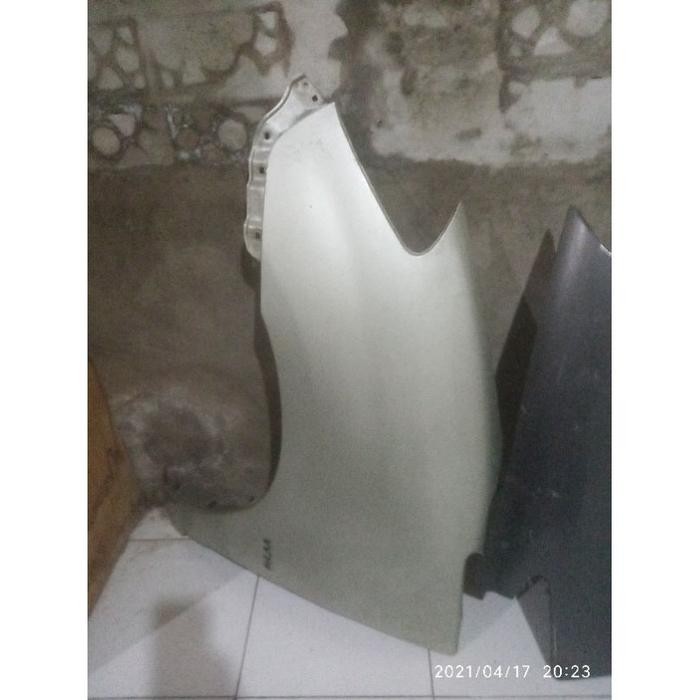 Fender Spakbor Toyota Innova 2010 Laik Pakai