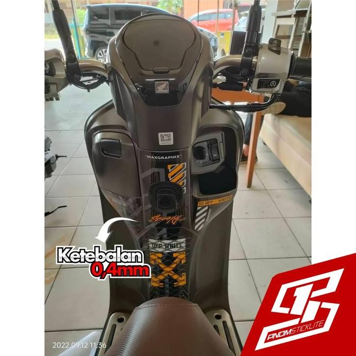 New Striping Scoopy Pelindung Dashboard Tankpad deckpad Scoopy stiker scoopy 2020 2021 2022 stiker
