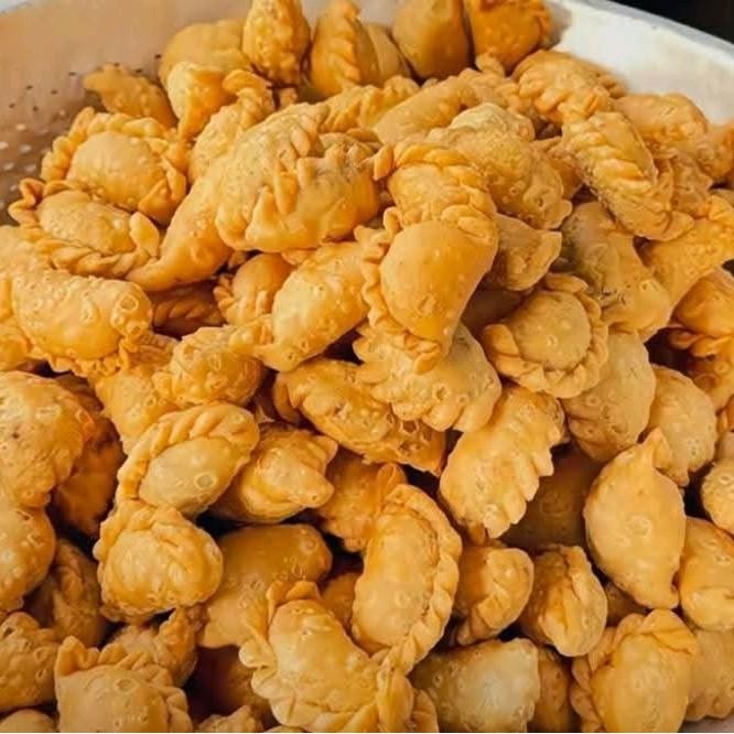 

Pastel Mini Kering Abon 1kg Isi Full Gemuk Gemuk Makanan Cemilan