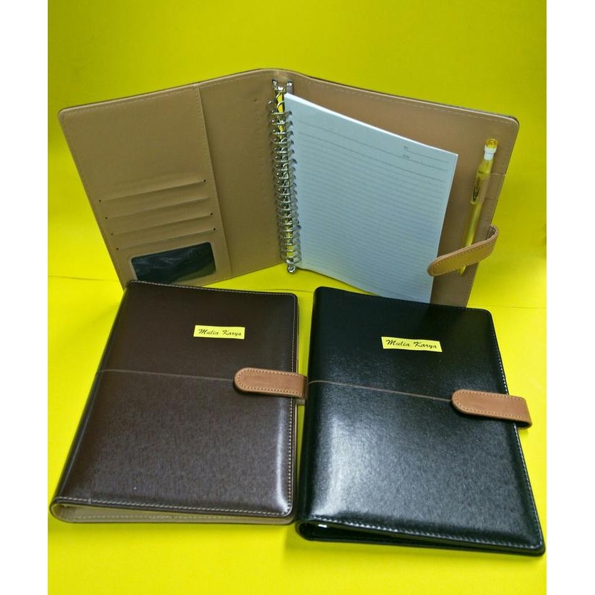 

Binder Loose Leaf A5 Kulit Imitasi / Agenda Binder Kulit Kode 532