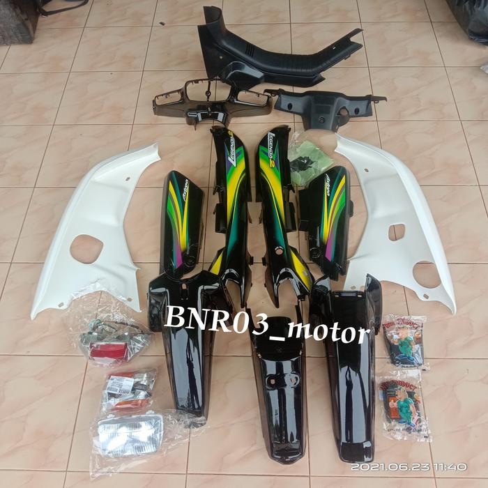 Cover Body Full Set Body Honda Astrea Legenda 2 Plus Striping