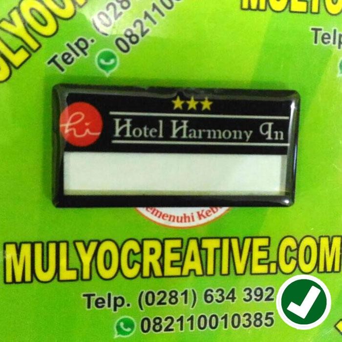 

Name Tag Reusable - Name Tag Dada Akrilik Magnet Custom Murah PREMIUM