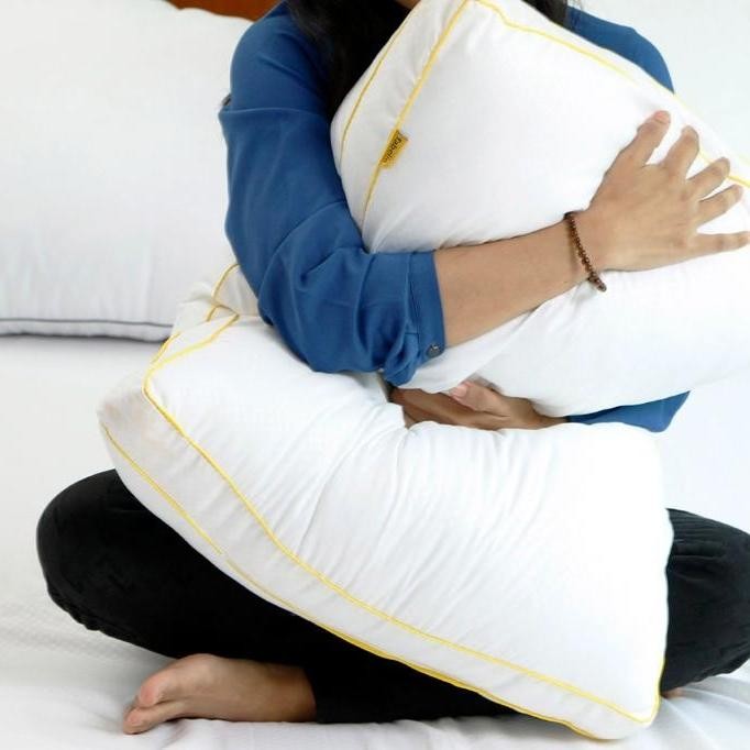 bantal/guling microfiber cloud fabelio