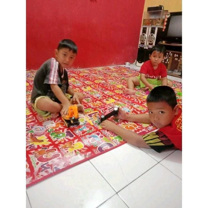 KARPET/TIKAR/SPON PLASTIK LANTAI UKURAN JUMBO HARGA PAS