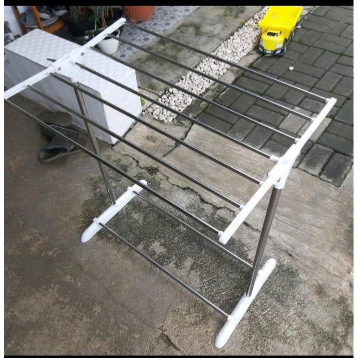 JEMURAN HANDUK MINIMALIS TIANG BESI JEMURAN SERBAGUNA