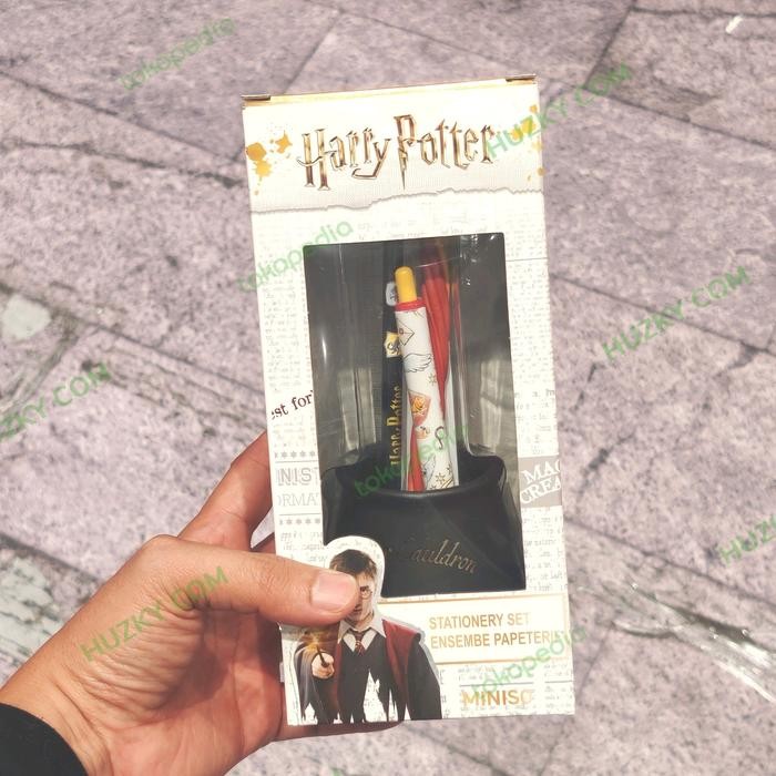 

MINISO x HARRY POTTER Pewter Cauldron Stationery Set HARRY POTTER