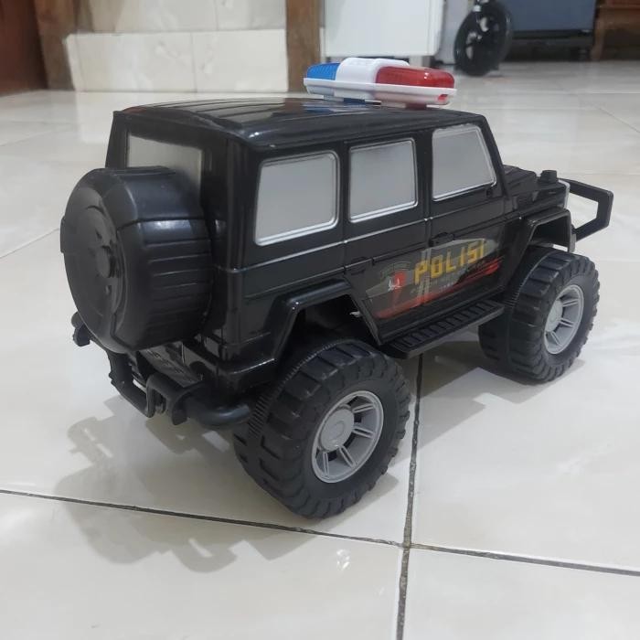 MAINAN MOBIL MOBILAN POLISI JEEP PLASTIK BESAR - MOBIL POLISI BRIMOB