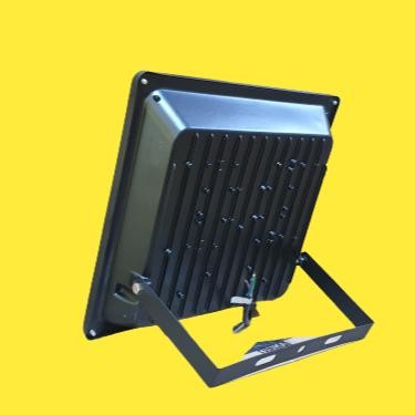 LAMPU SOROT LED FLOOD LIGHT PRIMA PIOLINE 100 WATT