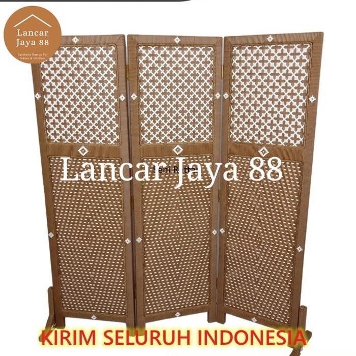 PEMBATAS RUANGAN MINIMALIS ROTAN SINTETIS