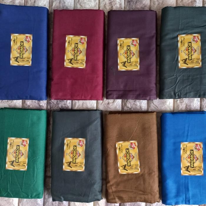 Sarung wadimor polos warna