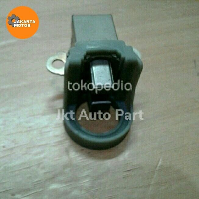 Holder Dudukan Carbon Brush Dinamo Ampere Alternator Kijang Starlet Kode 011