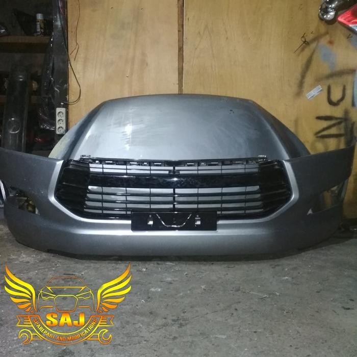 Bumper depan Toyota Innova Reborn