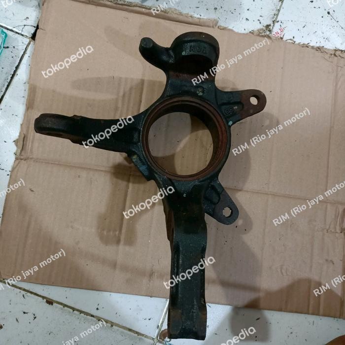 Knukle Kenakel Depan Honda Mobilio Kiri Kode 009
