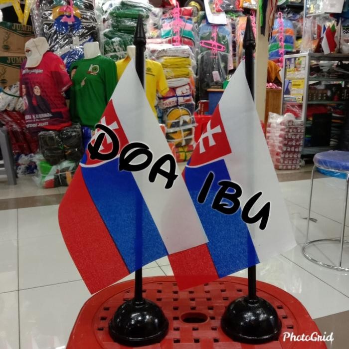 

Terlaris tiang kayu meja+bendera SLOVAKIA SALE