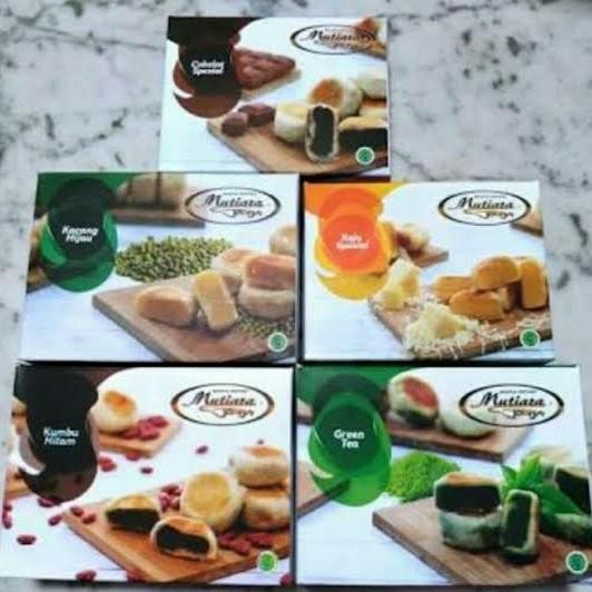 

SIAPKIRIM Bakpia Mutiara Isi 10 Makanan Khas jogja kue kering READY STOCK