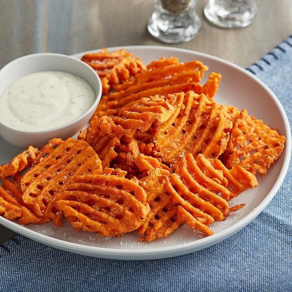 

Ger Kentang Goreng Waffle McCain Criss Cut French Fries 2 Kg