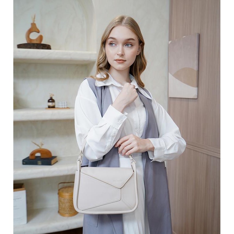 Palomino Lennon Shoulderbag - Black