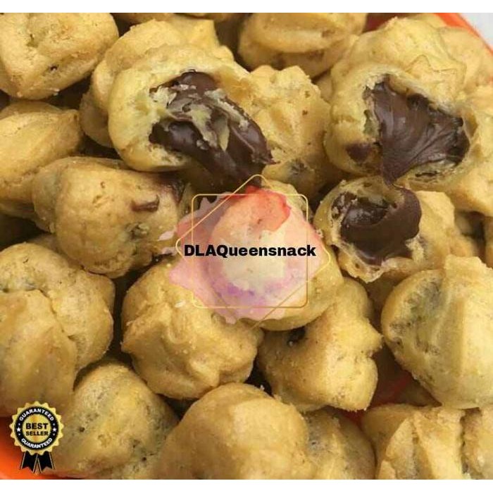 kue soes mini coklat kemasan 1kg/Dlaqueensnack/kue kering lebaran/kue coklat lumer/makanan