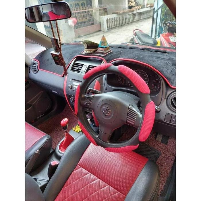 Karpet Dashboard Mobil X Over 2007 - Alas Cover Pelindung Dasbor Suzuki Sx4 Xover X-Over 2008 2009