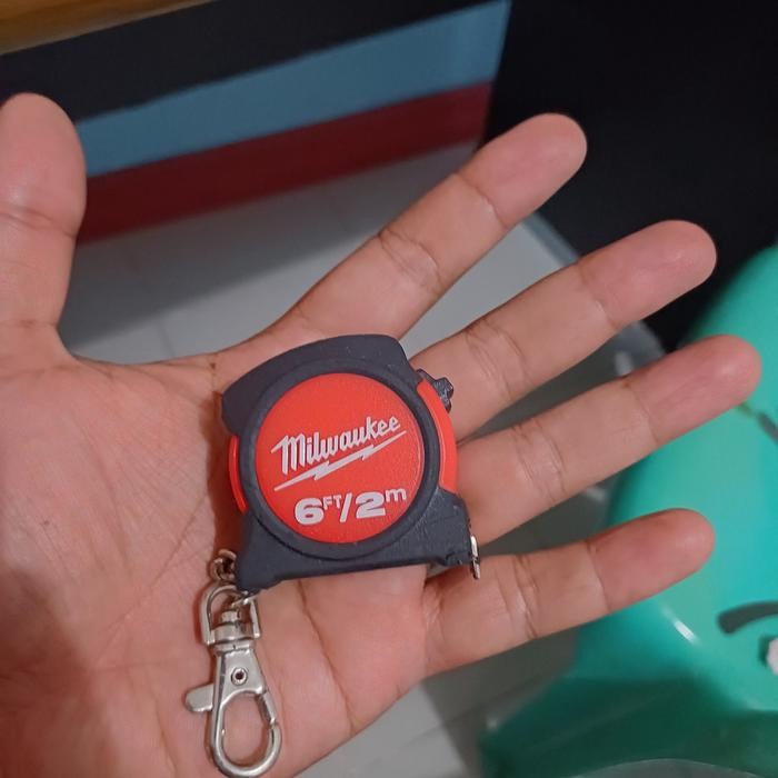 Meteran Milwaukee 2m Bisa Dijadikan Gantungan Kunci *