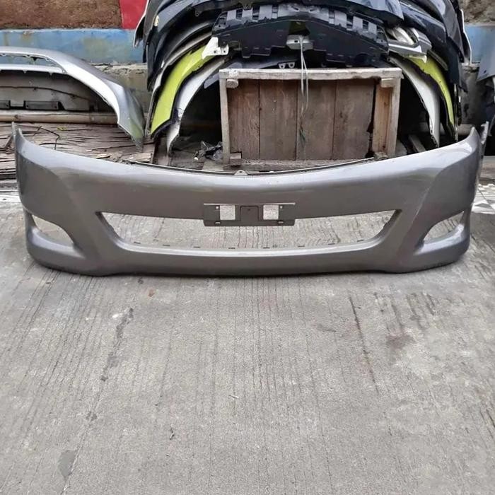 Bumper Depan Toyota Innova 2010