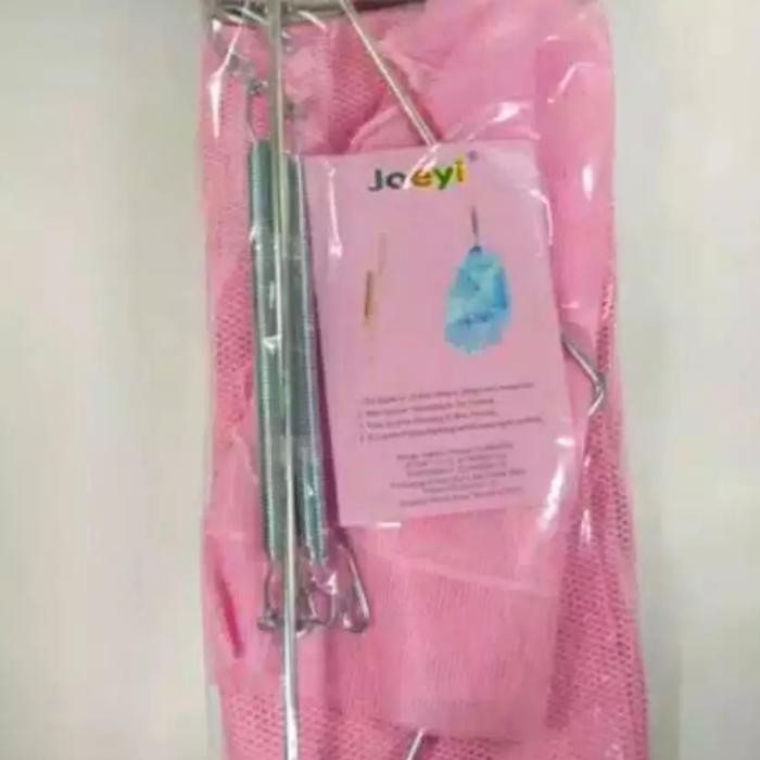 Joeyi Ayunan Bayi 3 per