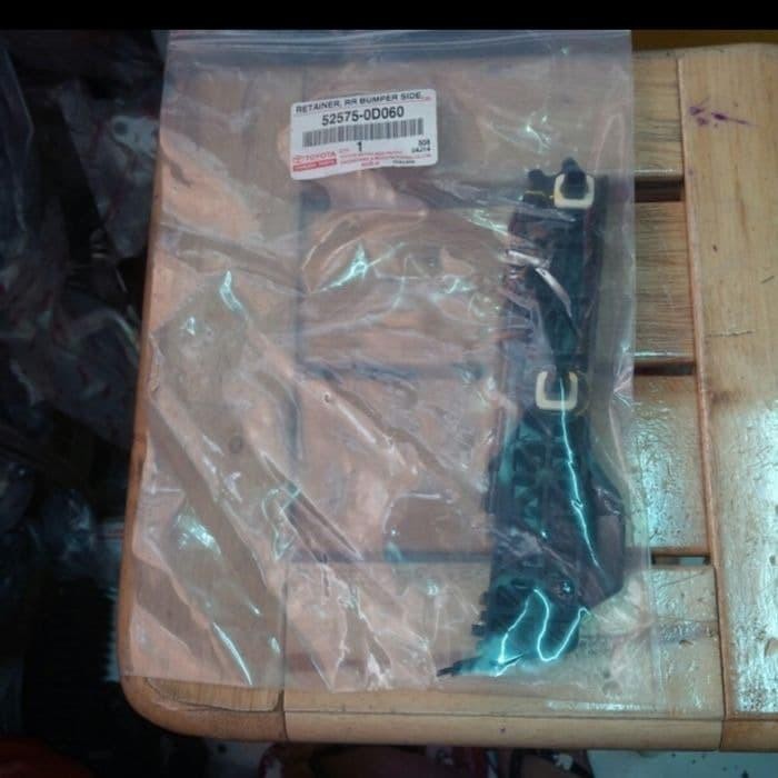 Bracket Breket Bumper Bemper Belakang Yaris 2006-2012