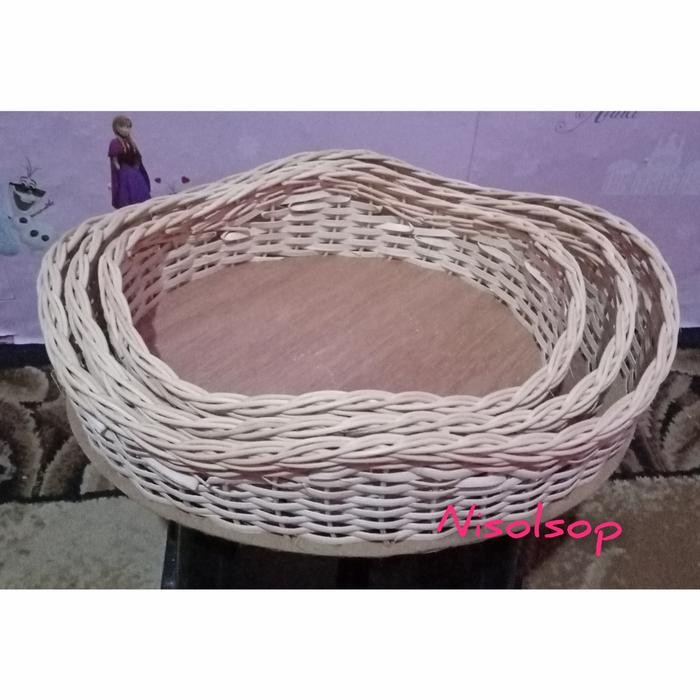 

keranjang parsel buah tanpa tangkai full rotan natural set isi 3