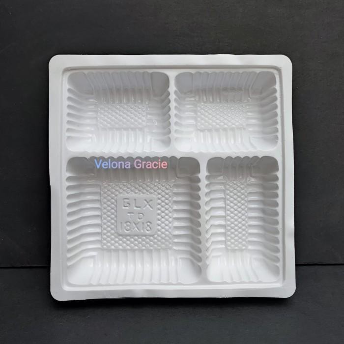 (Expert) Sekat Mika 18x18 isi 50 pcs Putih Susu Sekat 4