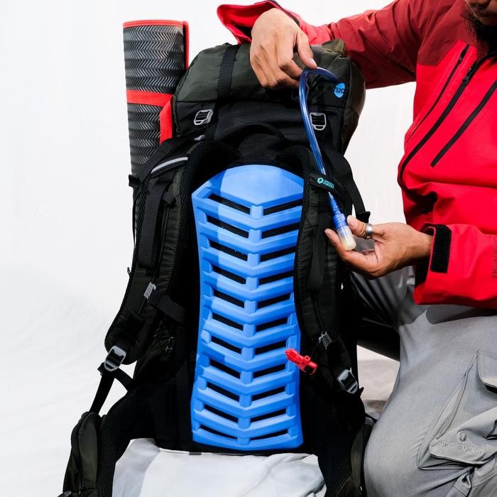 Greenforest Either Carrier Lightweight 40L Free Raincover