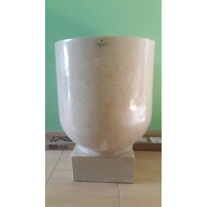 Gentong Kamar Mandi - Bak Mandi is - Terazo Teraso Traso Marmer masih ready